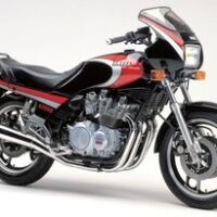 Pieces XJ 900