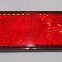 catadioptre rouge longueur 84 mm largeur 30 mm pour les motos, les quads et les scooters