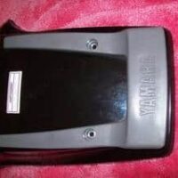Cache de garde-boue arriere XT 600  XT 600 E d'origine Yamaha Hyper rare