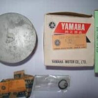 Piston complet YZ 400 1ère Côte 1975-1978 d'origine Yamaha Hyper rare